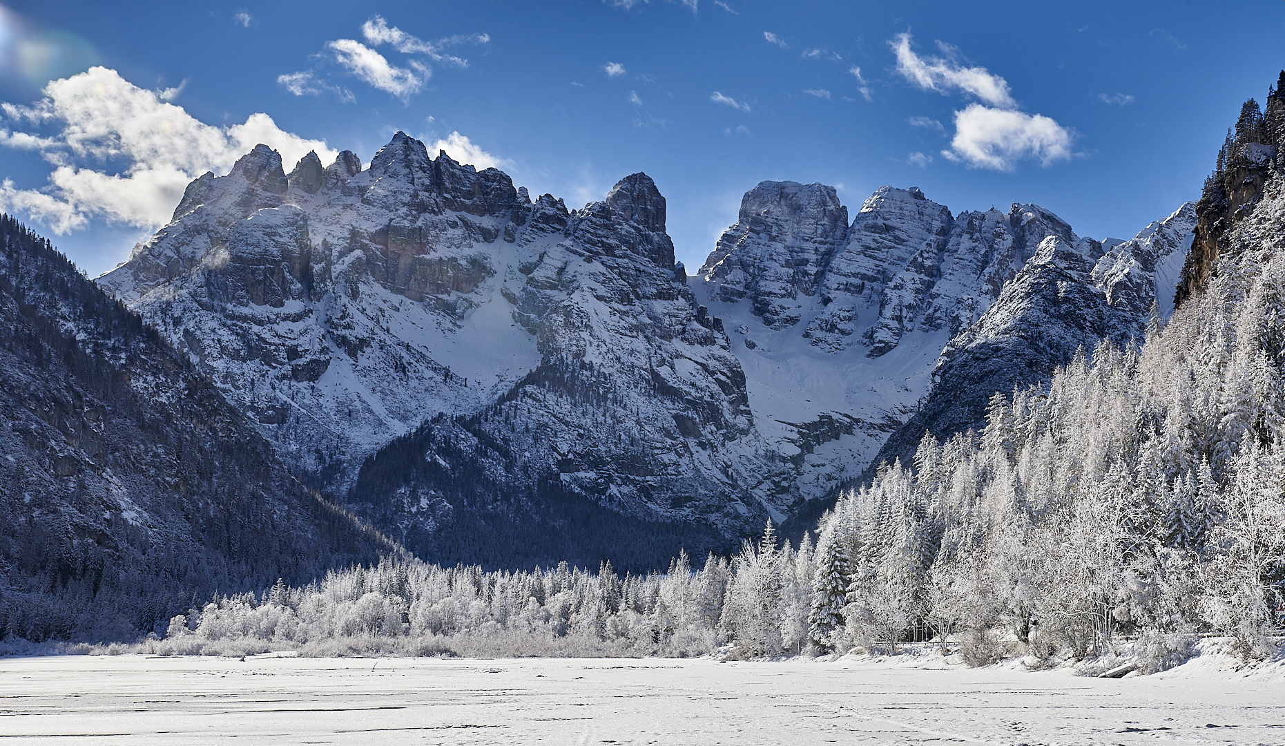 Blick vom zugefrorernen Dürrensee auf die Cristallo Gruppe, s..kalt war es, Minus 14 Grad