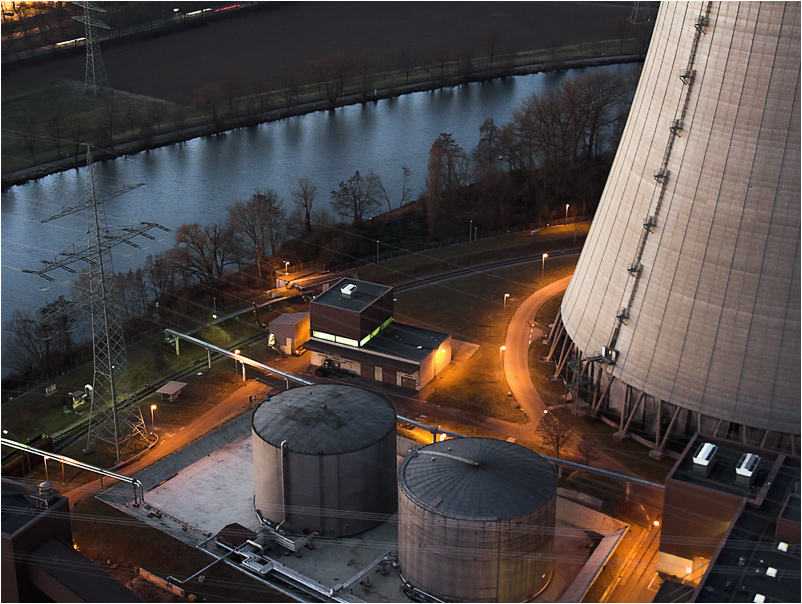 Blick von 122m auf den Neckar