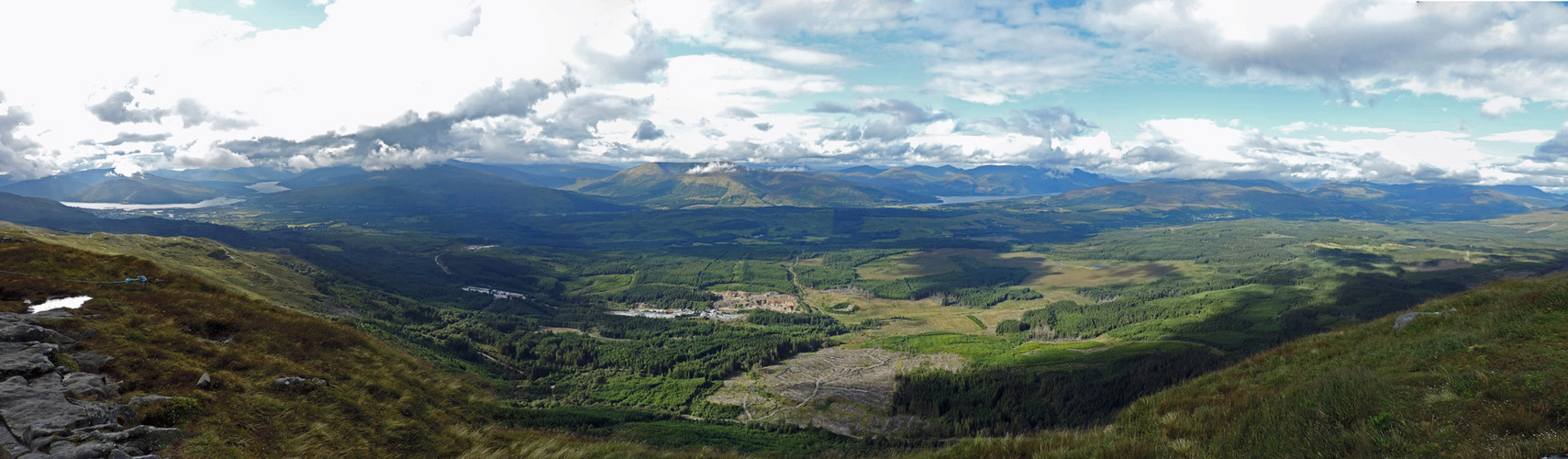 Blick von Aonach Mòr (Schottland)