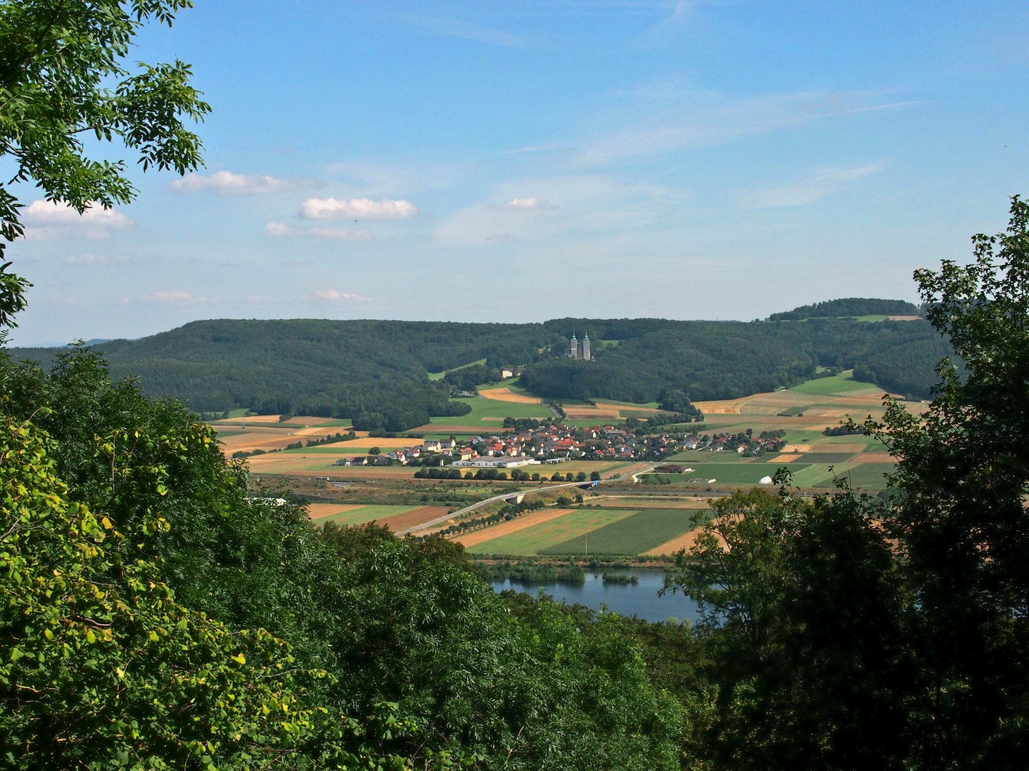 Blick von Banz nach Vierzehnheiligen