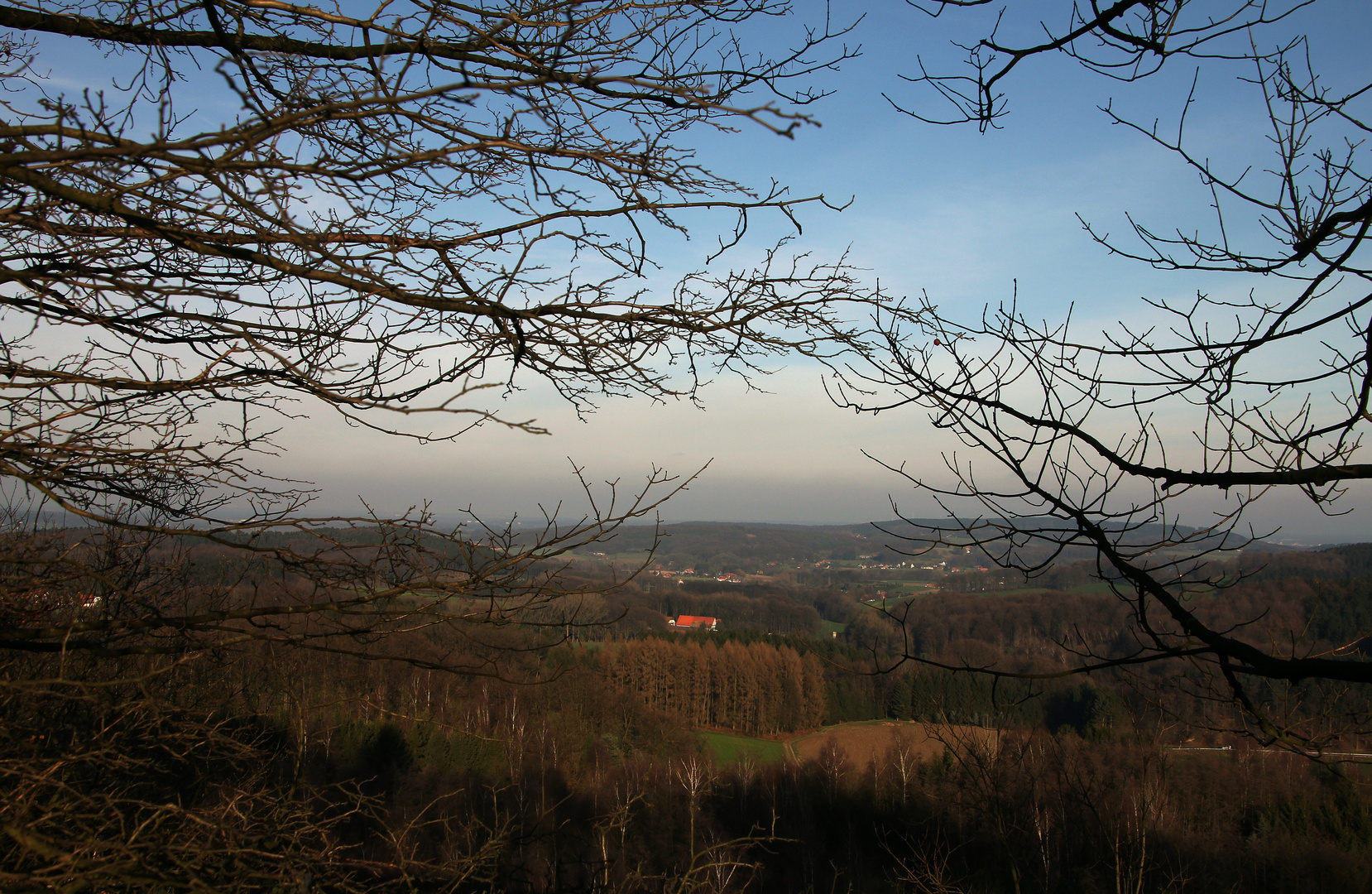 - Blick von den Hermannshöhen -