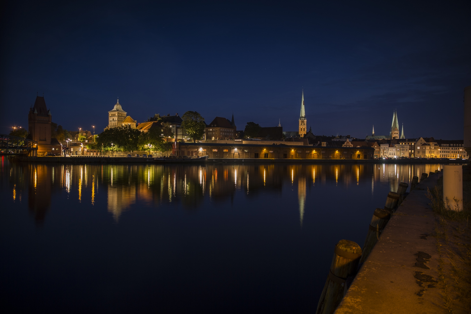 Blick von den Media Docks