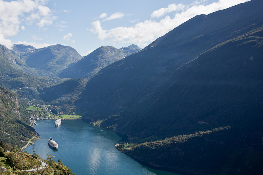 Blick von der Adlerkehre nach Geiranger