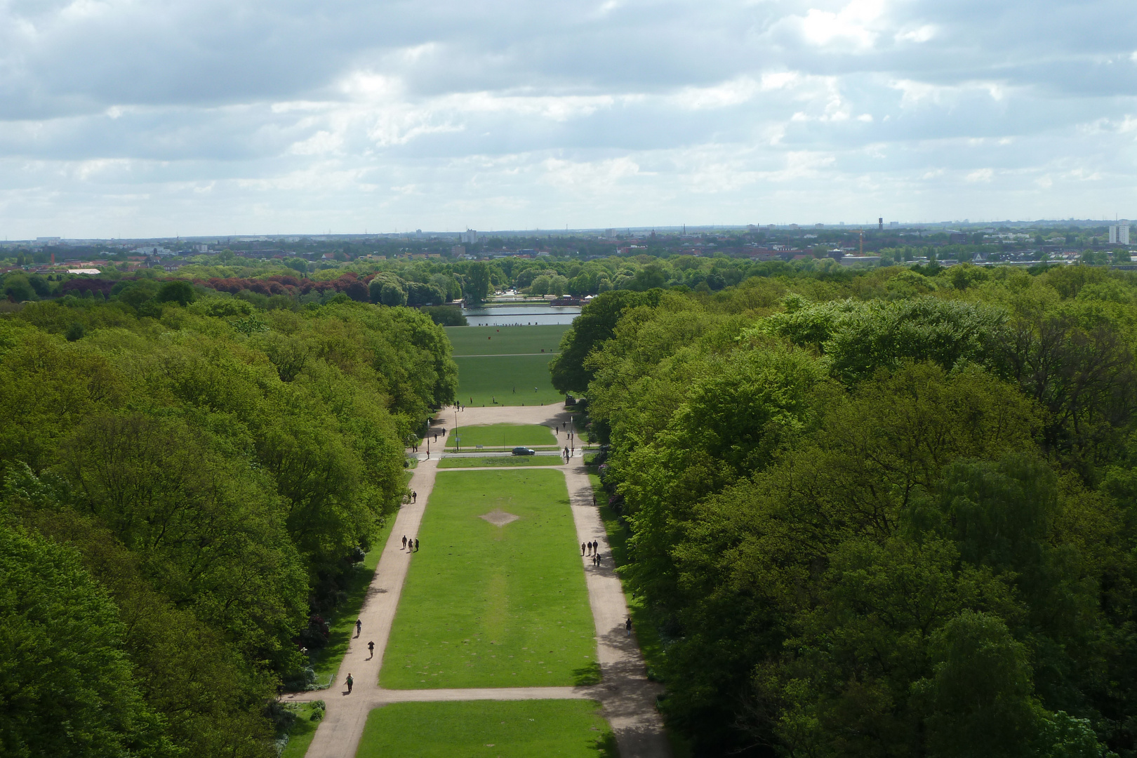 Blick von der Aussichtsplattform des Planetariums in Hamburg...