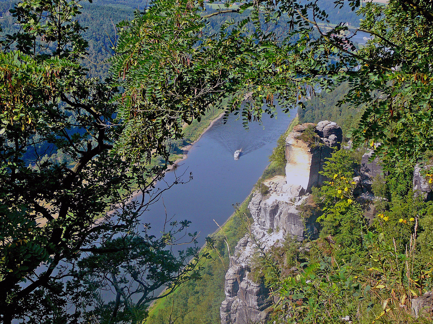 Blick von der Bastei auf die Elbe