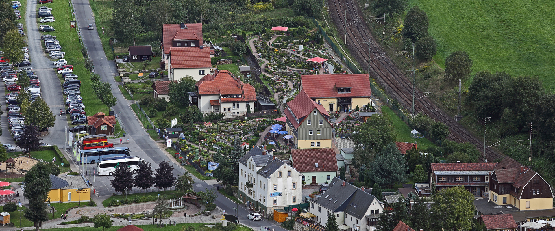 Blick von der Bastei hinunter nach Rathen aus dem Jahr 2014