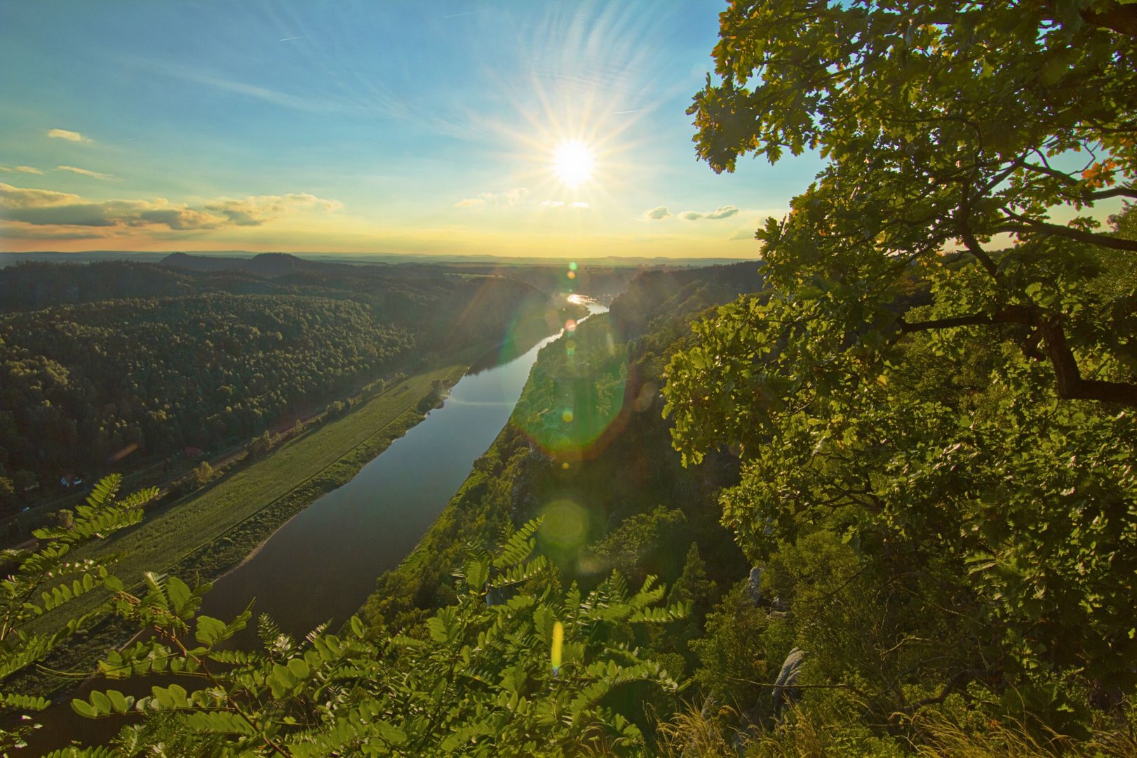 Blick von der Bastei ins Elbtal / View from the Bastei into the Elbe valley