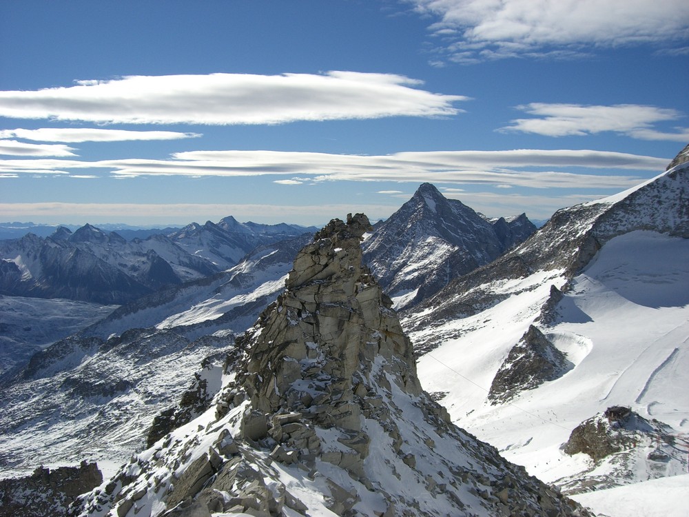 Blick von der Bergstation Hintertuxer Gletscherbahn.