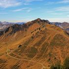 Blick von der Bergstation Walmendingerhornbahn (1.960 m) in Österreich 1