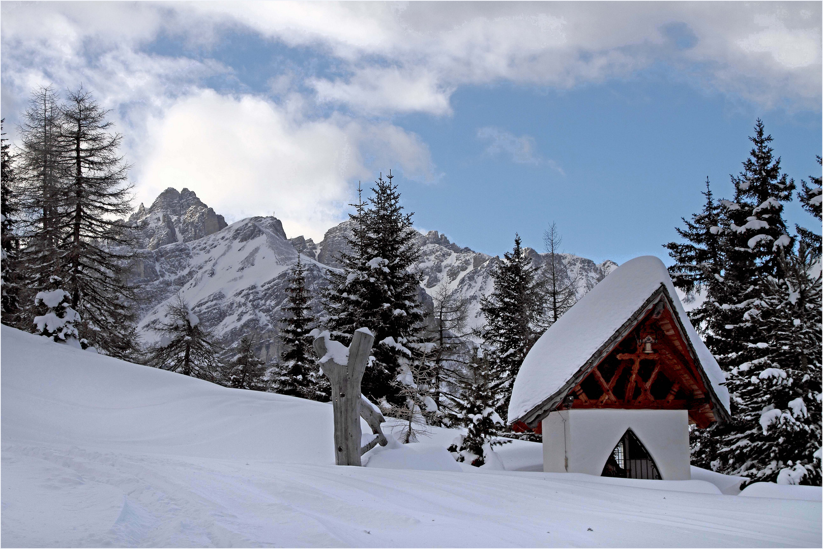 Blick von der Birgitzalm zu den Kalkkögeln