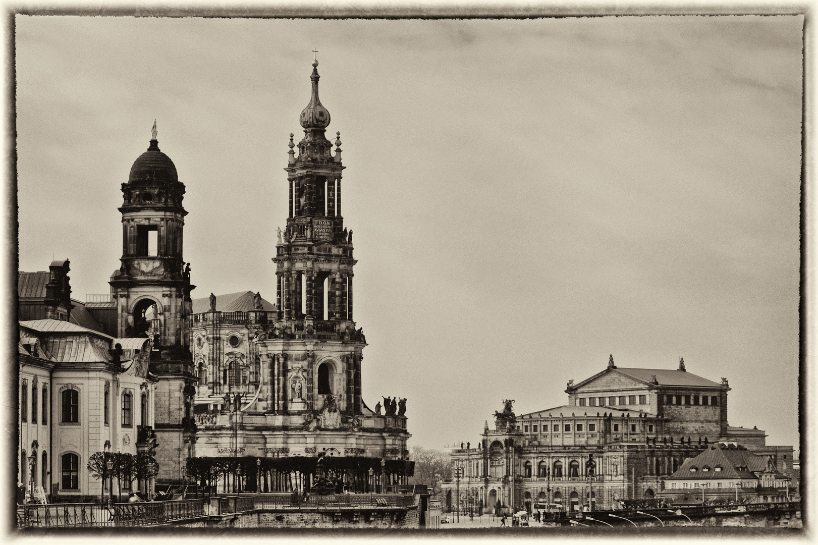 Blick von der Brühlschen Terasse in Dresden