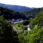 Blick von der Burg Altena auf die Lenne