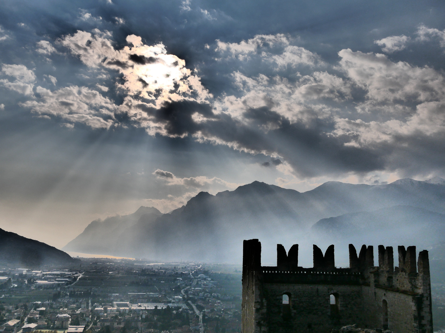 Blick von der Burg in Arco