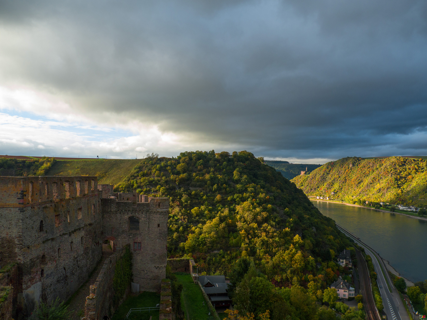 Blick von der Burg Rheinfels