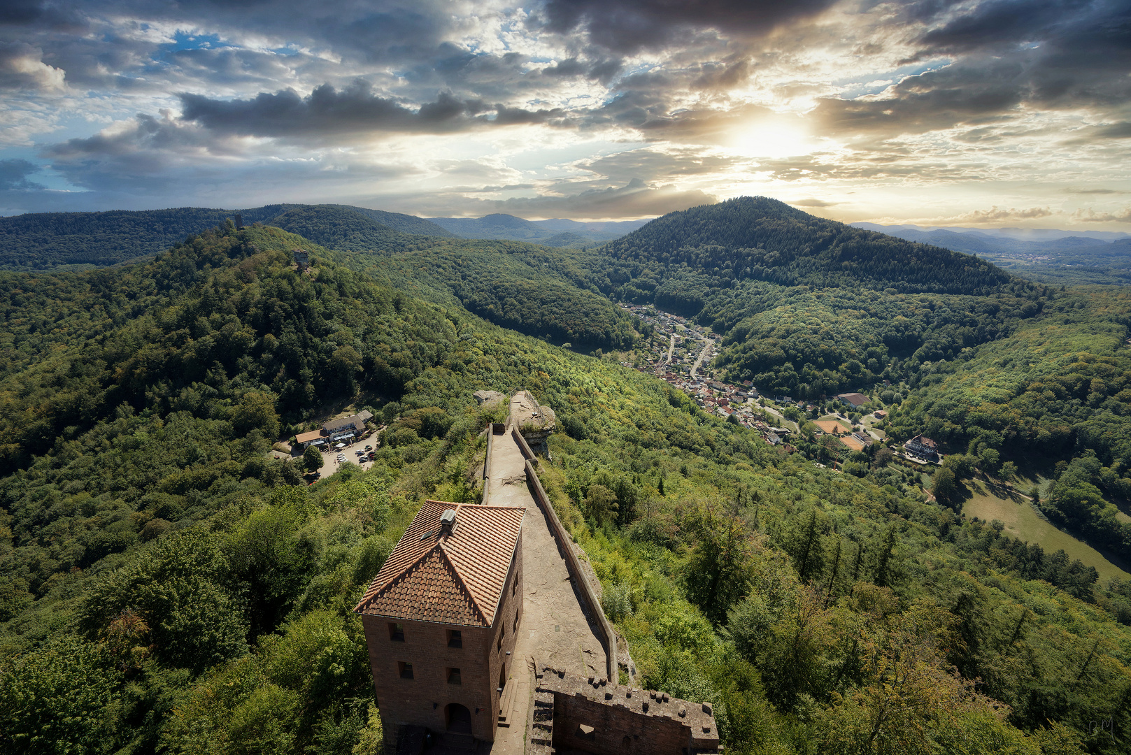 Blick von der Burg Trifels