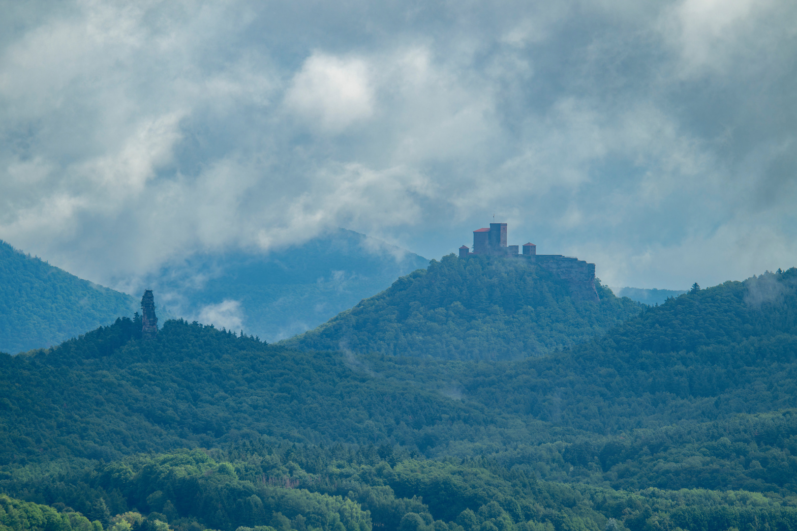 Blick von der Burgruine Lindebrunn