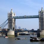 Blick von der City Hall zur Tower Bridge