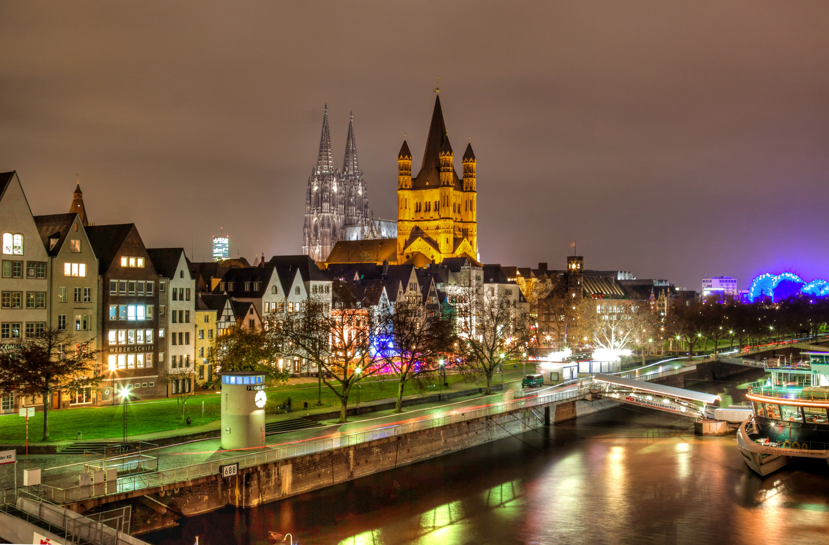 Blick von der Deutzer Brücke in Köln... - Deutschland, Nordrhein-Westfalen