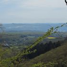 Blick von der Eifel über das Vinxttal und Rheintal zum Westerwald