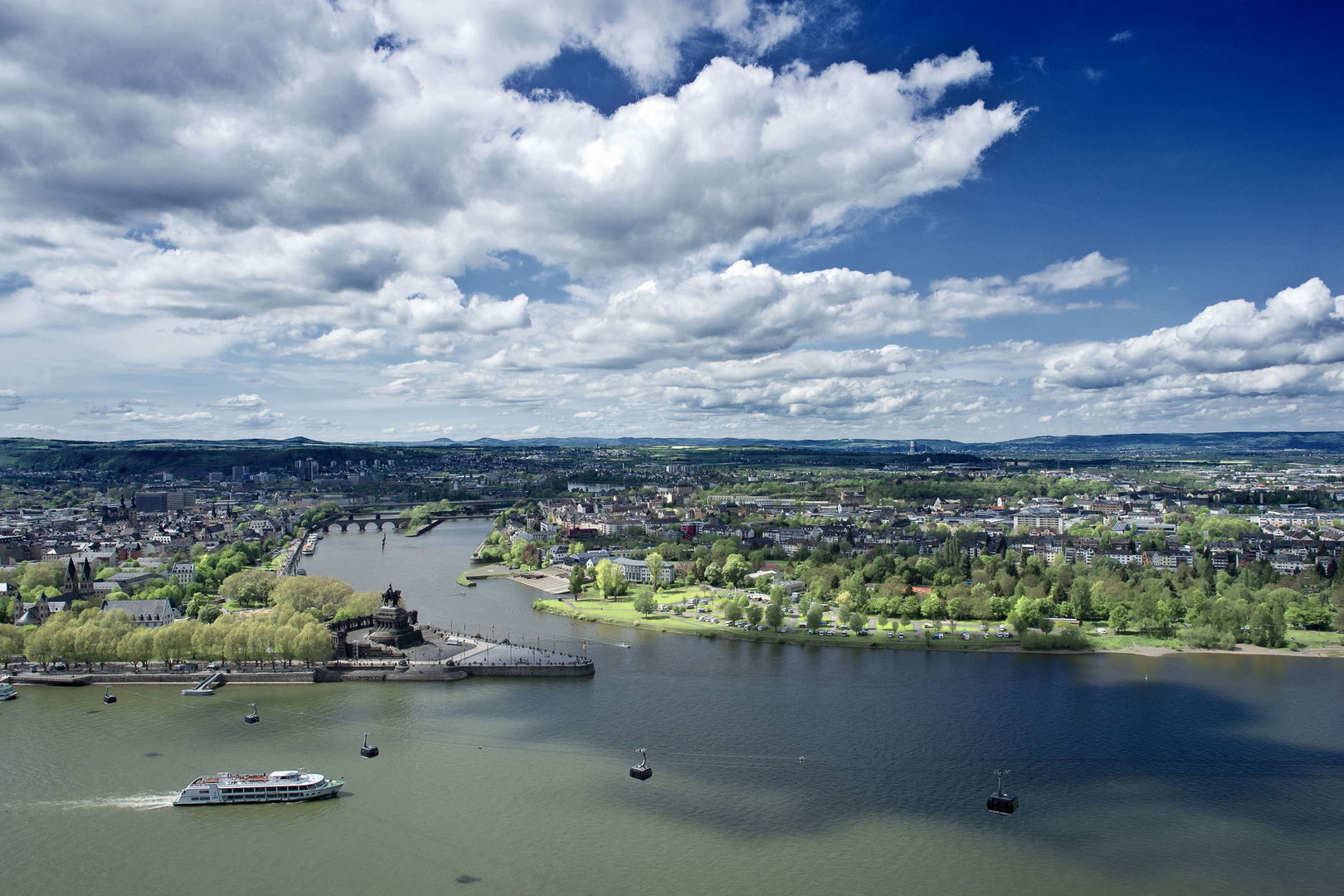 Blick von der Festung Ehrenbreitstein auf Koblenz