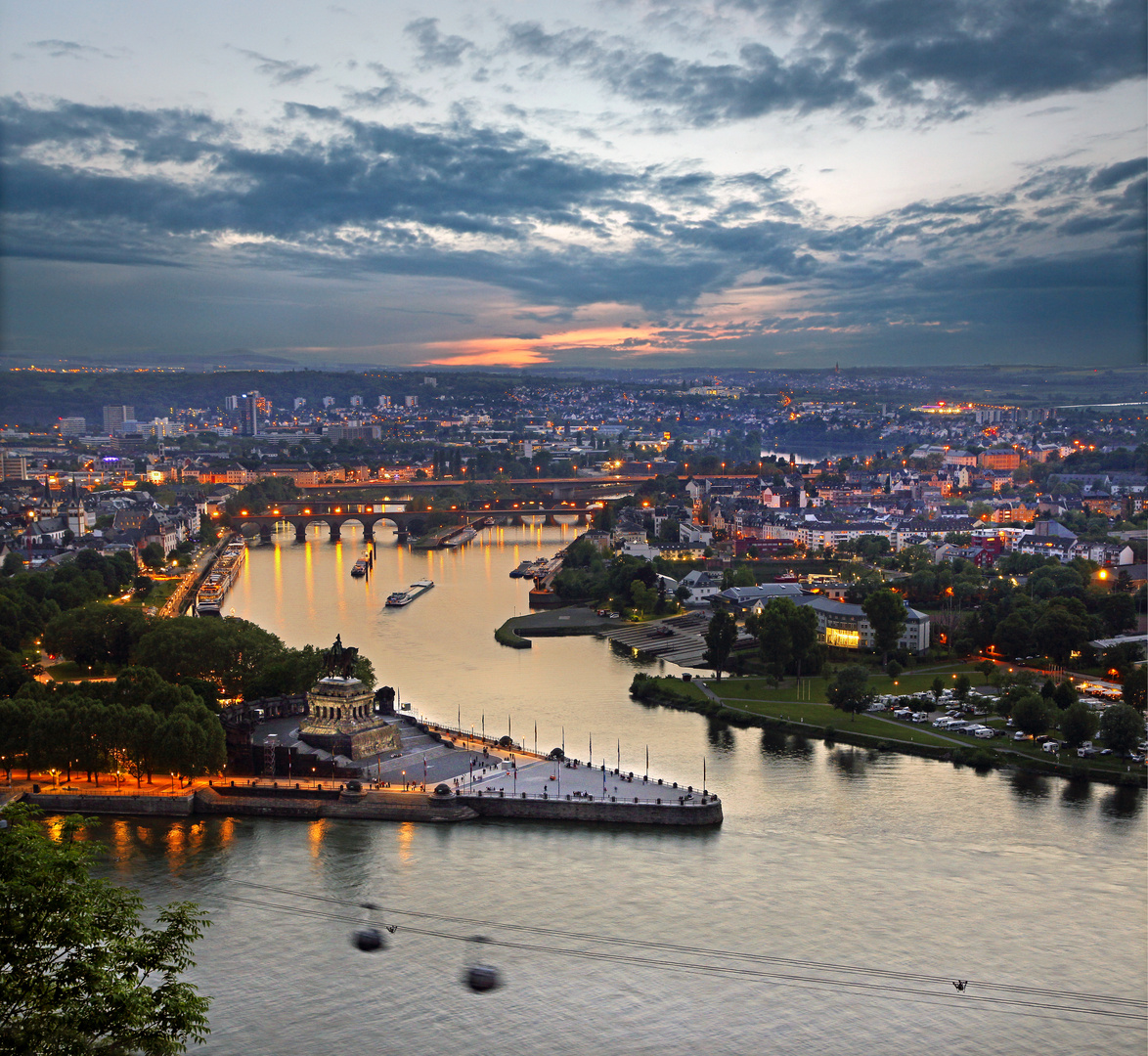 Blick von der Festung Ehrenbreitstein auf Koblenz