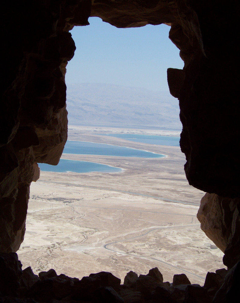 Blick von der Festung Masada aufs Tote Meer