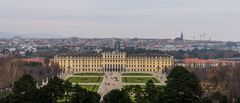 Blick von der Gloriette über Schloss Schönbrunn