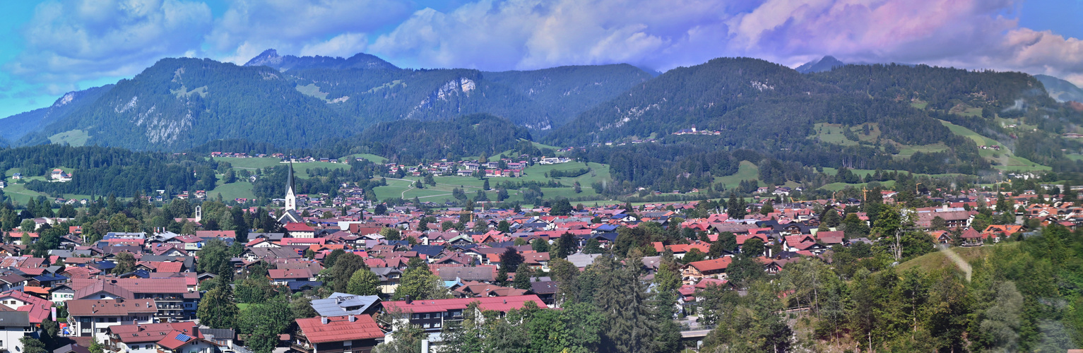  Blick von der Gondel auf Oberstdorf