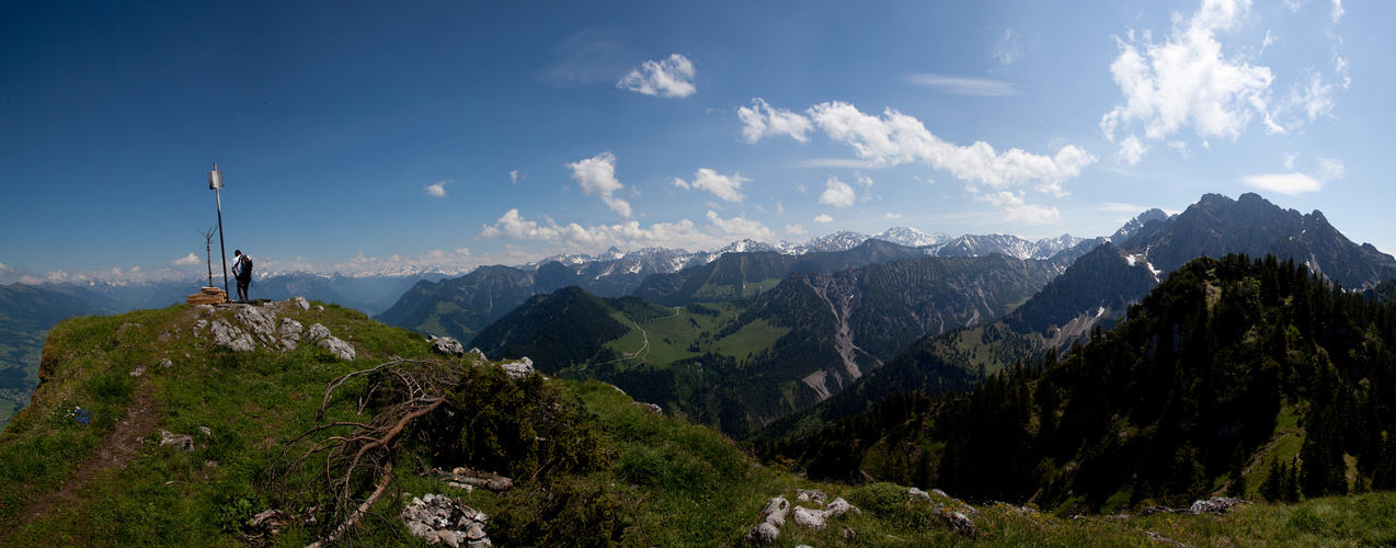 Blick von der Gurtisspitze Richtung Bludenz