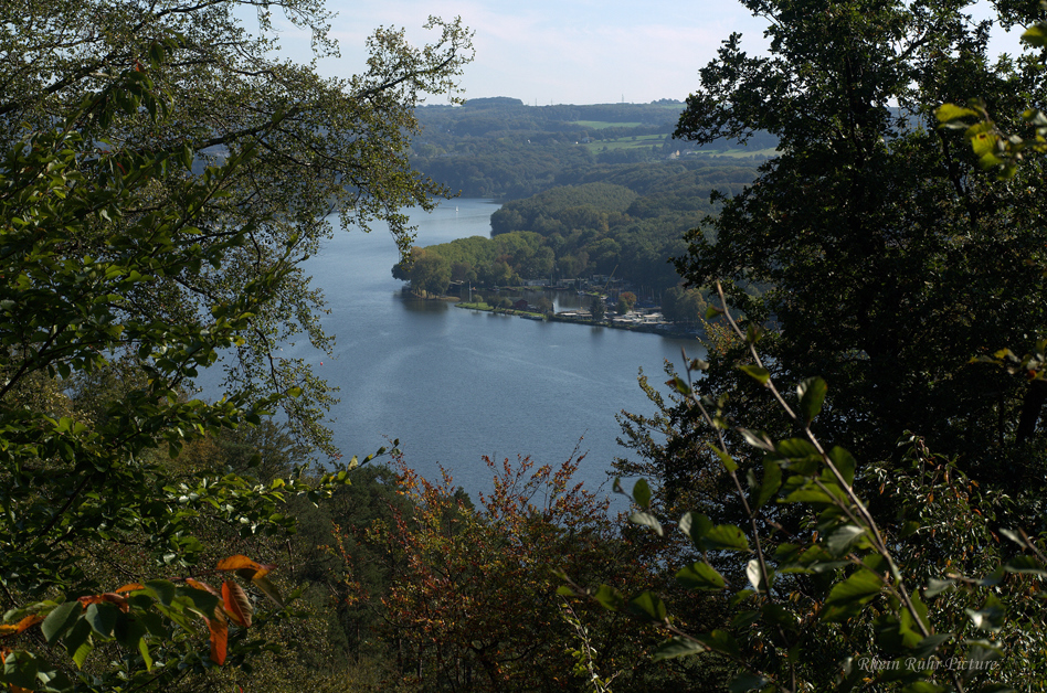 Blick von der Isenburg auf den Baldeneysee