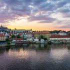 Blick von der Karlsbrücke - die 10000000 e :-)