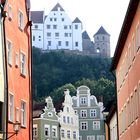 Blick von der Landshuter Altstadt auf die Burg Trausnitz