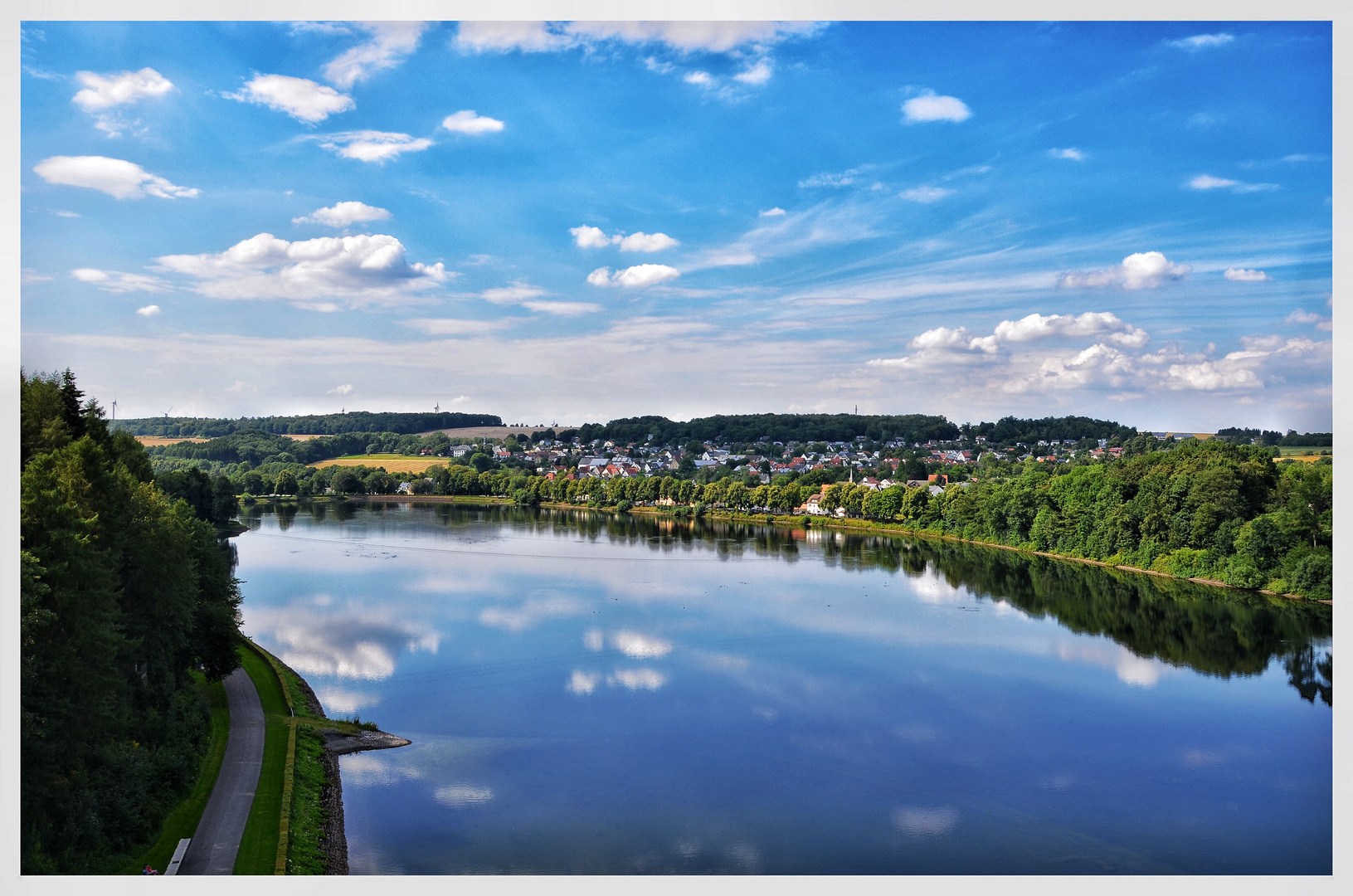 Blick von der Möhnesee Sperrmauer