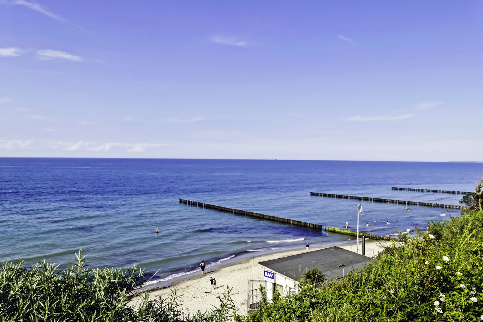 Blick von der Nienhagender Steilküste auf die Ostsee 