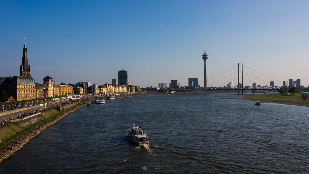 Blick von der Oberkasseler Brücke