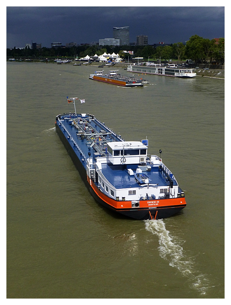 Blick von der Oberkasseler Brücke - Düsseldorf