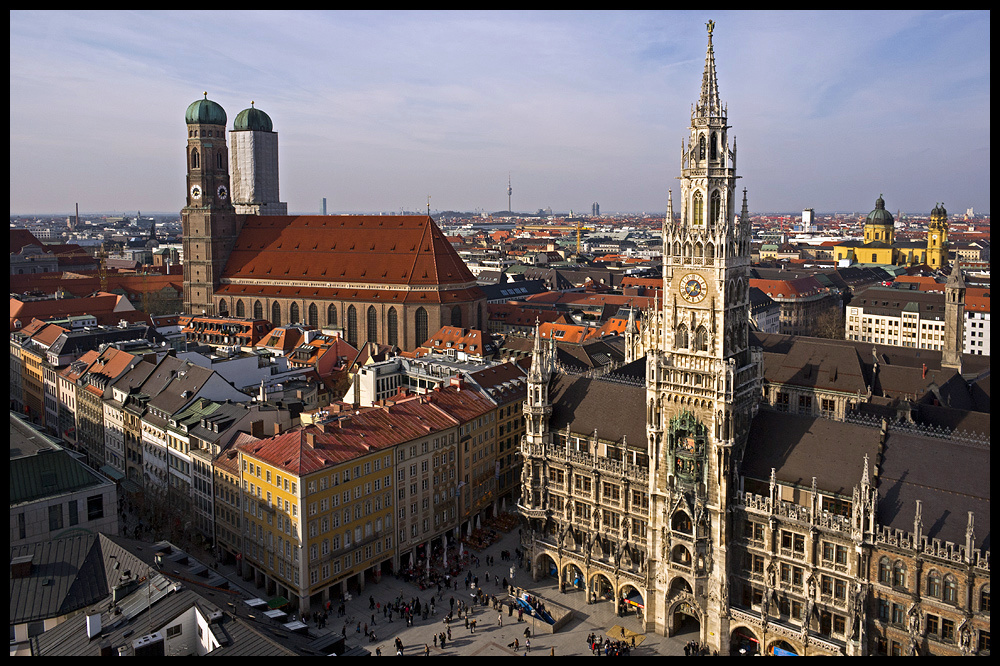 Blick von der Peterskirche auf München