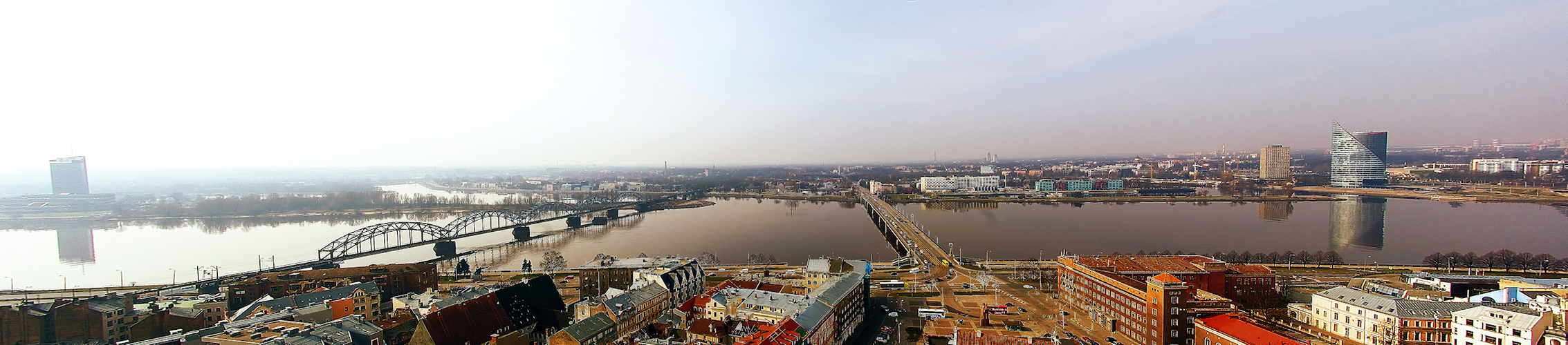 Blick von der Petrikirche auf den Fluß Daugva