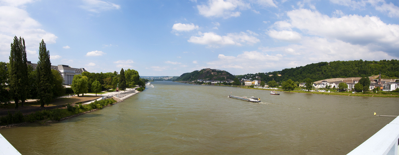 Blick von der Pfaffendorfer Brücke - Koblenz