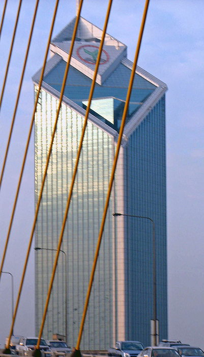 Blick von der Pylonbrücke in Bangkok ( nicht fotomontiert)