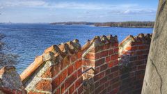 Blick von der Reppiner Burg auf den Schweriner See