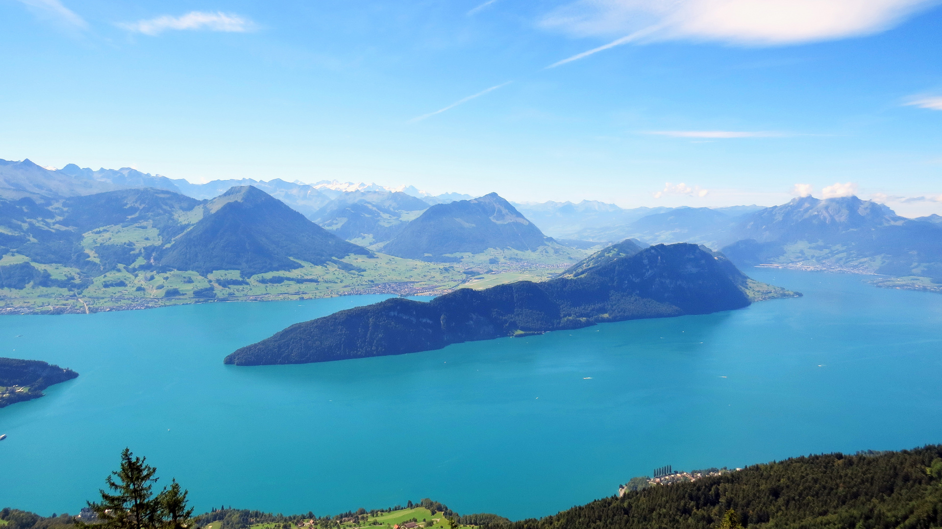 Blick von der Rigi auf den Vierwaldstättersee