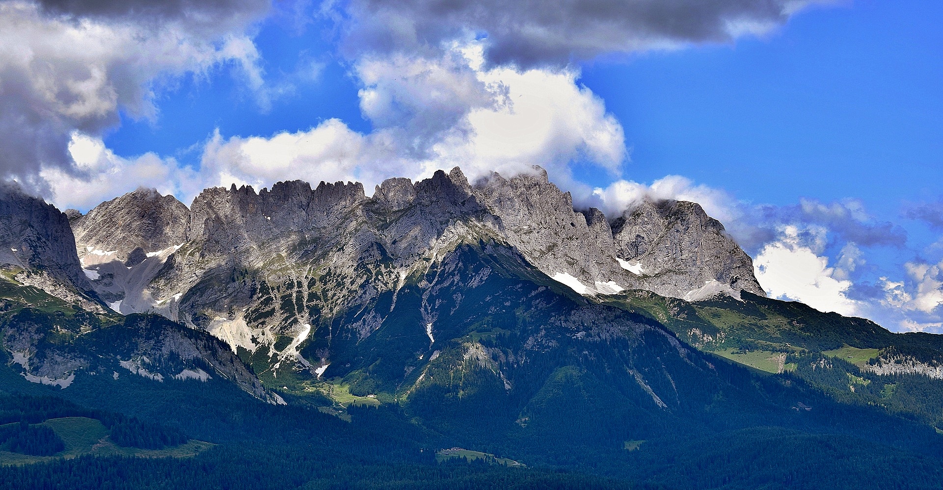 Blick von der Rübezahlalm auf Wilden Kaiser