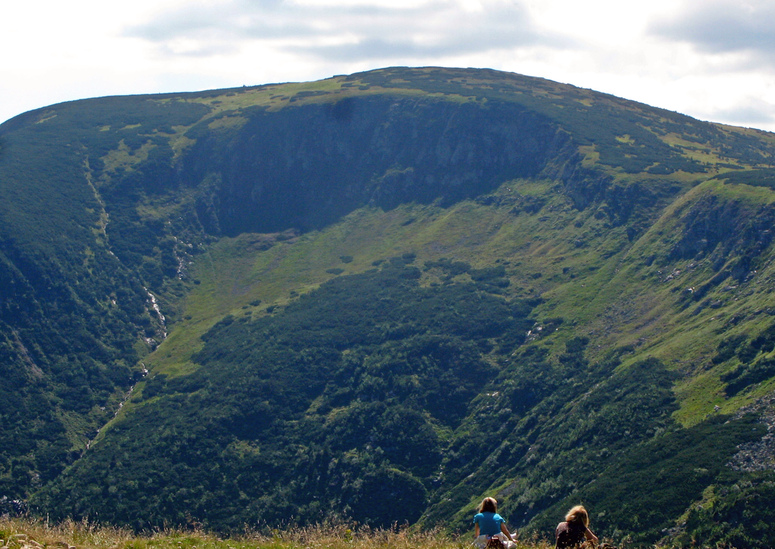 Blick von der Schneekoppe ins Böhmische