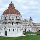 Blick von der Stadtmauer auf den Piazza dei Miracoli