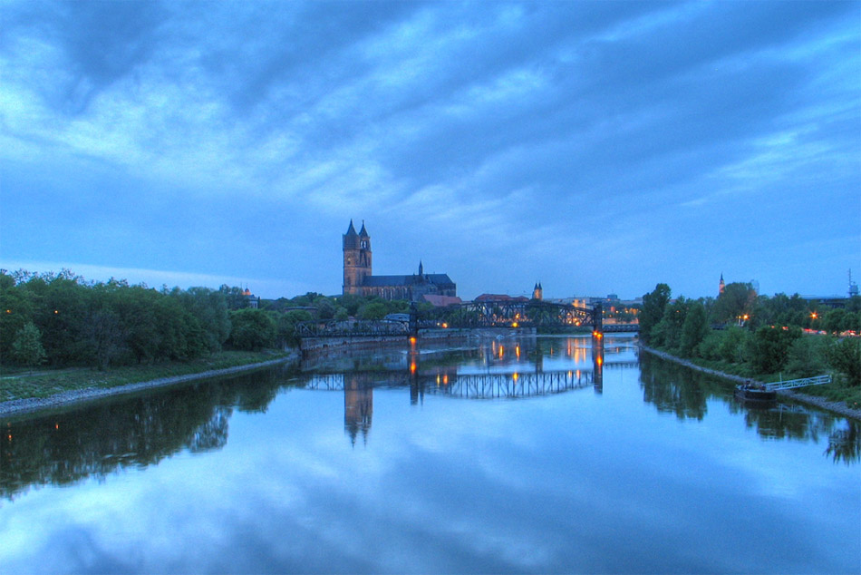 Blick von der Sternbrücke in Magdeburg