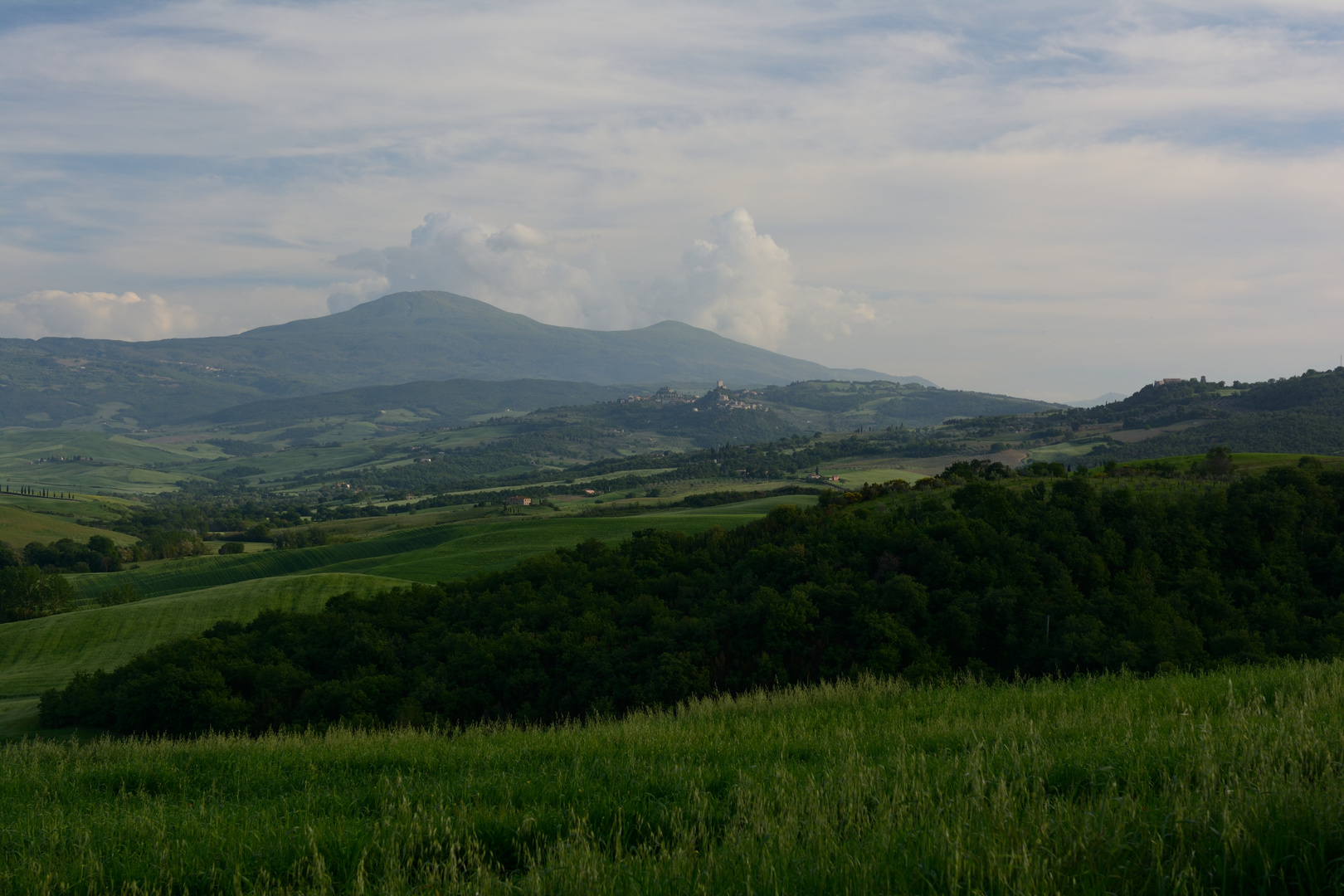 Blick von der Strada Provinciale di Chianciano auf den Monte Amiata