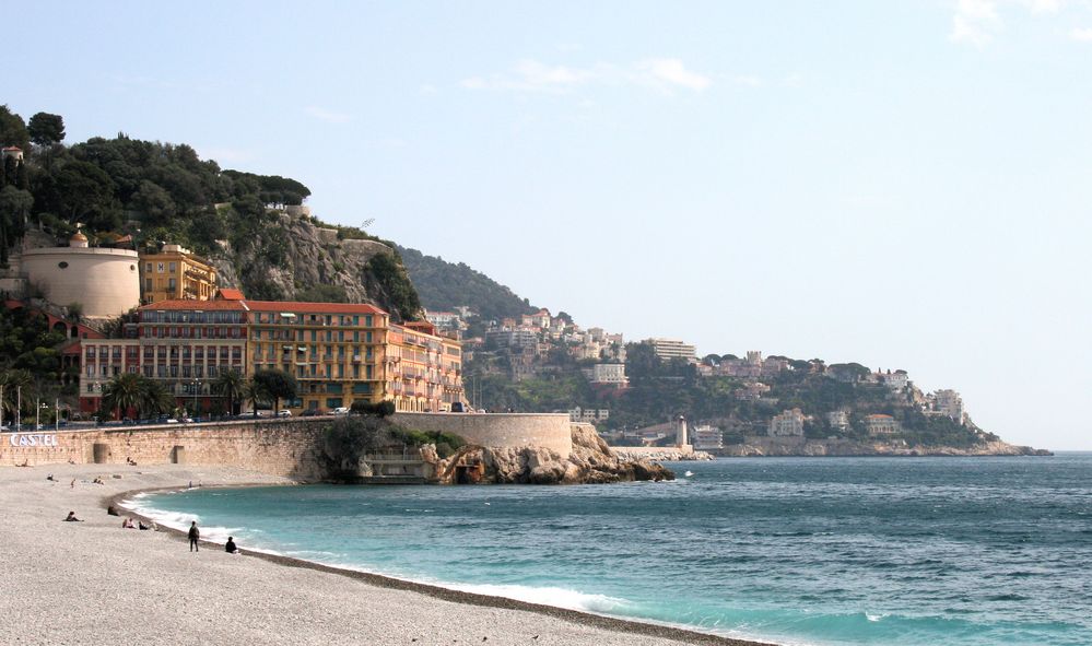 Blick von der Strandpromenade in Nizza