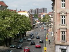 Blick von der Straßenbahnbrücke