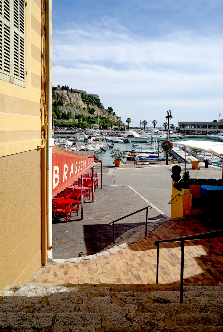 Blick von der Treppe, Cassis